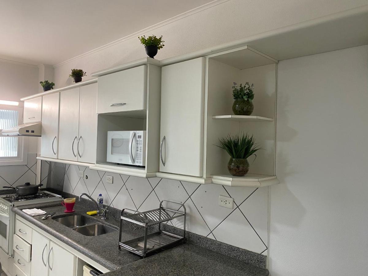 Cobertura Guaruja Apto Com Jacuzzi E Churrasqueira Luaran gambar